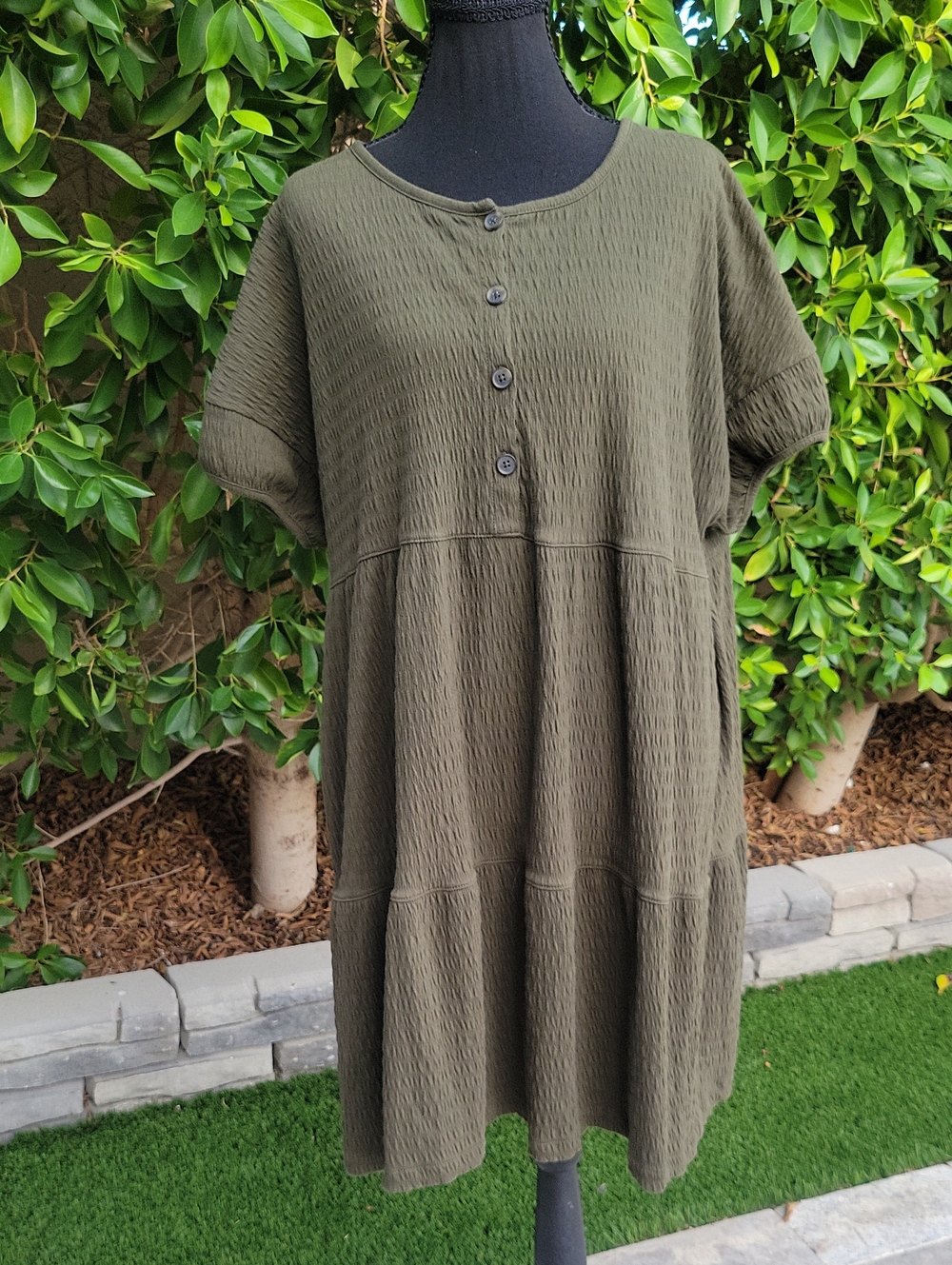 Madewell Olive Green Short Sleeve Button-Front Crinkle Knit Tiered Mini Dress M